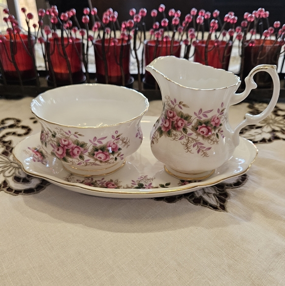 3pc "Lavender Rose" Cream and Sugar with Tray, by Royal Albert. - Picture 1 of 10